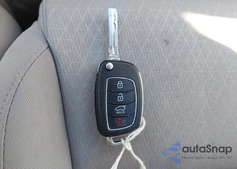 2018 Hyundai Tucson Sel z USA, uszkodzony, nr VIN KM8J3CA43JU612228